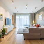 Apartament Haus Apartment#luxury Residential#balcony#free Parking *