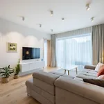 Apartament Haus Apartment#luxury Residential#balcony#free Parking