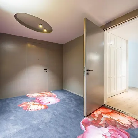 Apartment Haus Apartment#luxury Residential#balcony#free Parking *